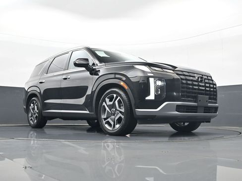 Used 2023 Hyundai Palisade SEL FWD image 24