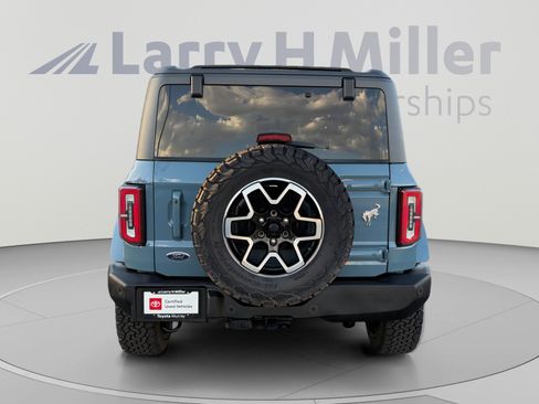 Used 2023 Ford Bronco Outer Banks AWD/4WD image 4