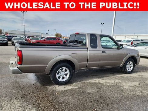 Used 2004 Nissan Frontier XE w/ (VTP) Value Truck Pkg image 2
