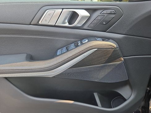 Used 2022 BMW X7 xDrive40i image 13