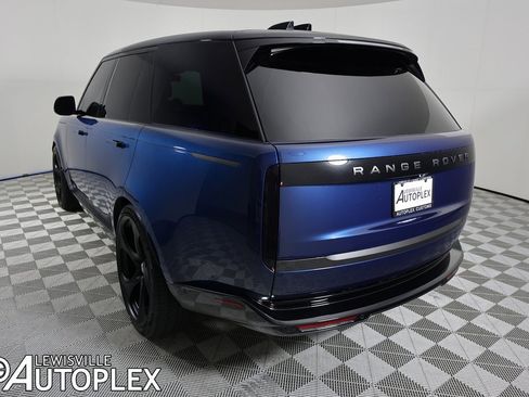 Used 2025 Land Rover Range Rover SE image 10