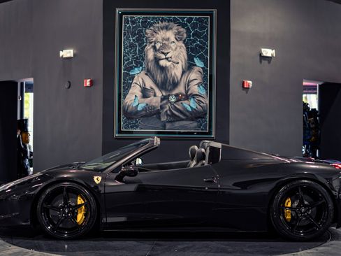 Used 2015 Ferrari 458 Spider RWD image 40