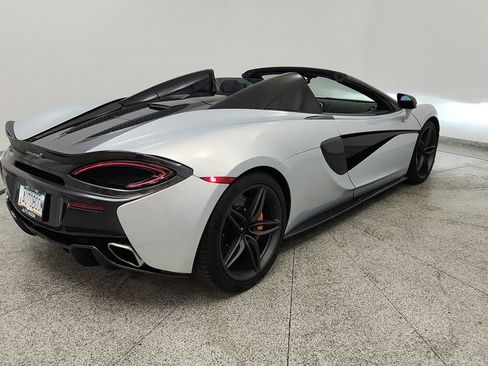 Used 2019 McLaren 570S Spider RWD image 48