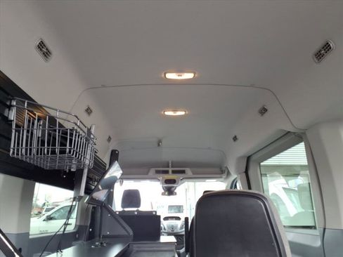 Used 2019 Ford Transit 150 XLT image 18