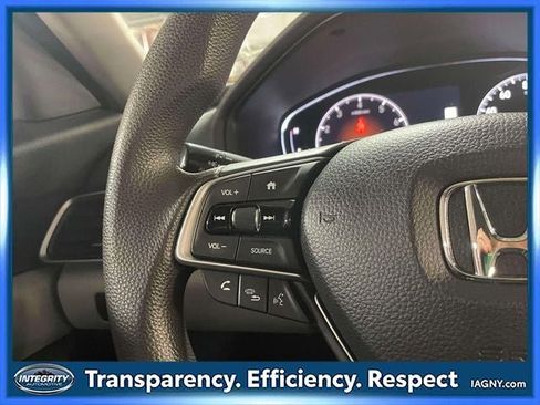 Used 2018 Honda Accord LX image 19