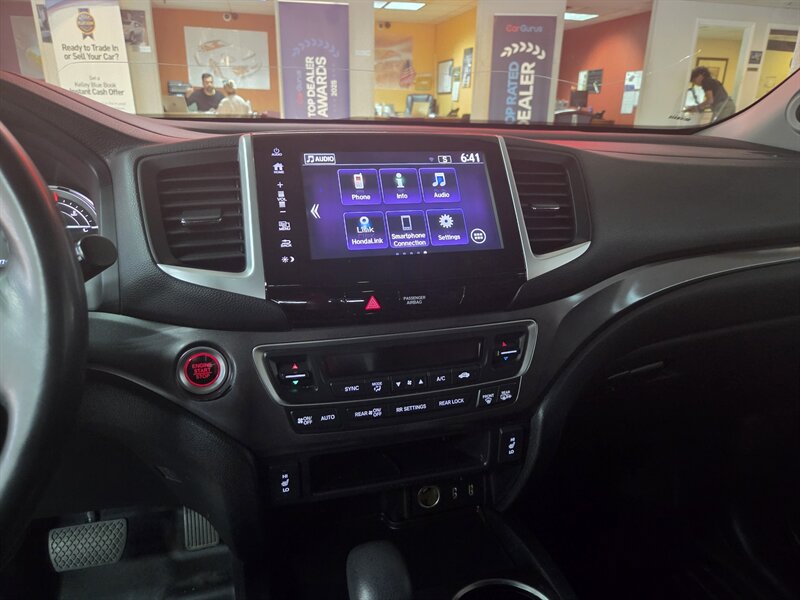 Used 2017 Honda Pilot EX-L image 32