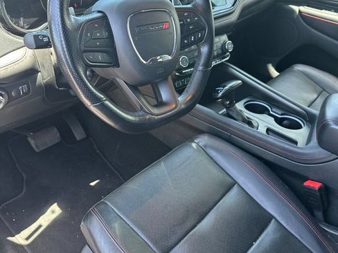 Used 2024 Dodge Durango GT RWD image 2
