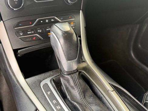 Used 2015 Ford Edge SEL w/ Equipment Group 201A FWD image 27