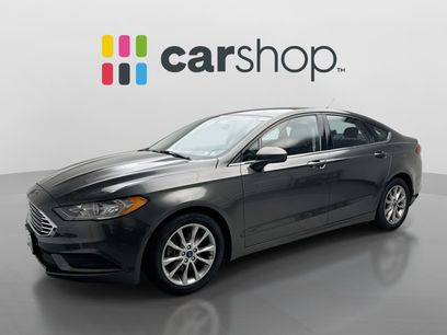 Used 2017 Ford Fusion SE