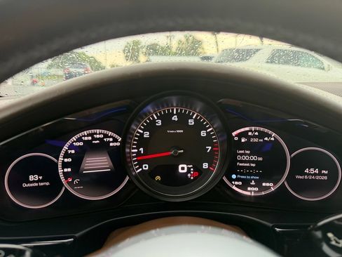 Used 2018 Porsche Panamera 4S AWD/4WD image 14