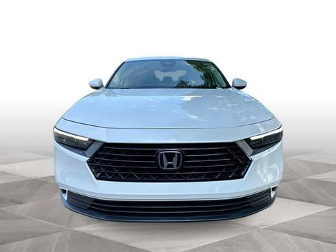 Used 2023 Honda Accord EX image 2