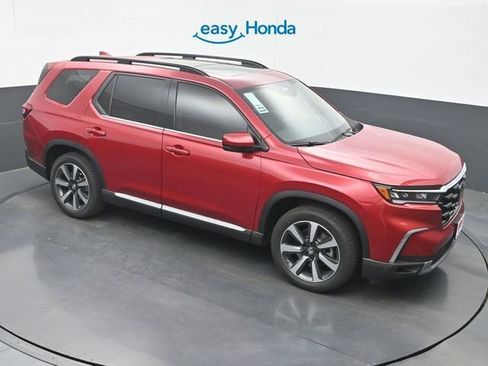 New 2025 Honda Pilot Touring image 19
