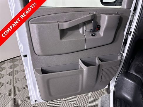 Used 2023 GMC Savana 2500 w/ Driver Convenience Package image 20