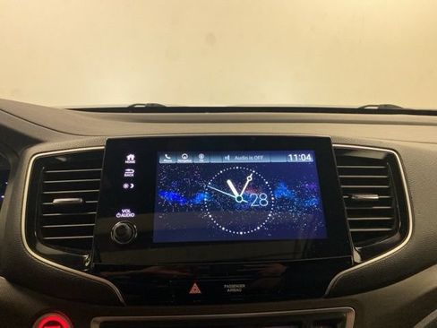 Used 2022 Honda Passport TrailSport image 11