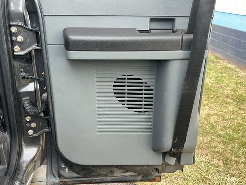 Used 2011 Ford F250 XL image 12