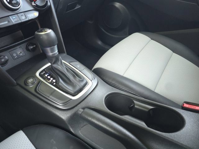 Used 2020 Hyundai Kona SE w/ Cargo Package FWD image 31