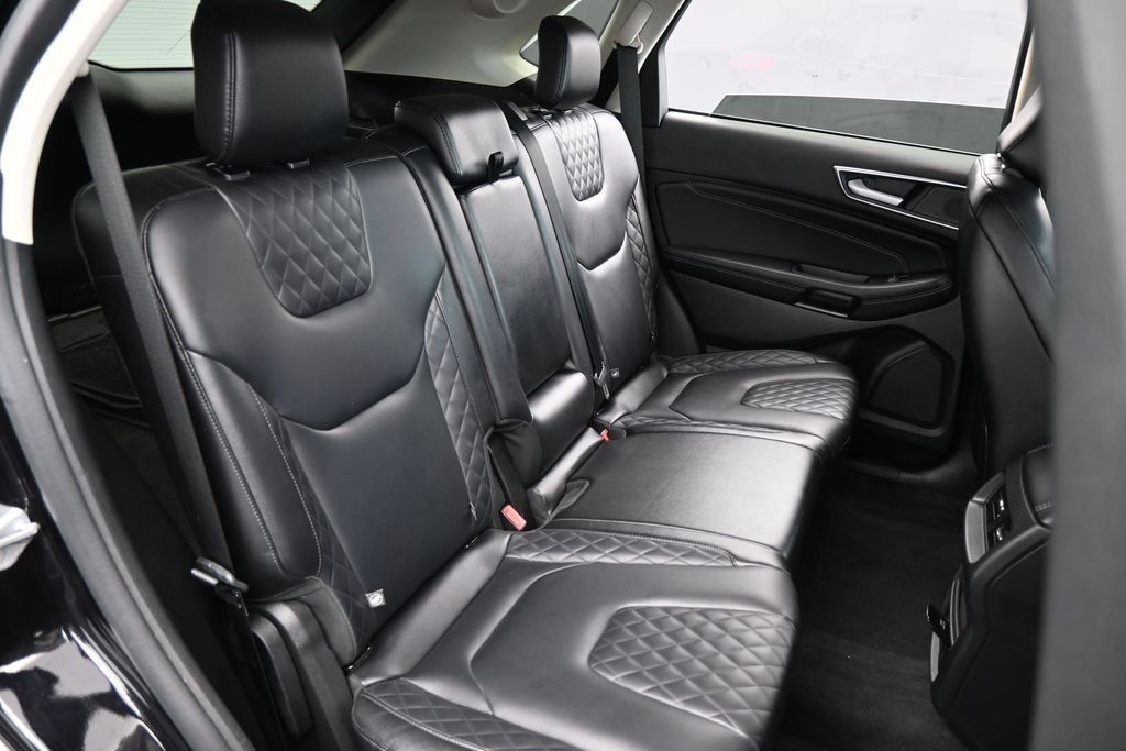 Used 2024 Ford Edge Titanium AWD/4WD image 47