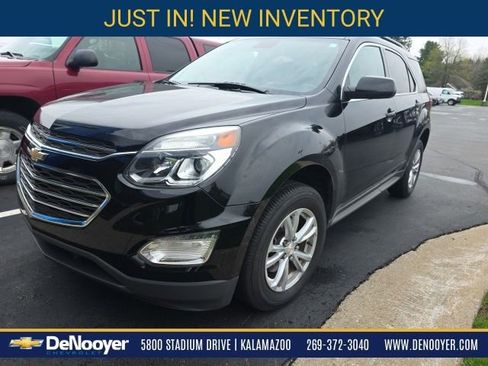 Used 2017 Chevrolet Equinox LT w/ Convenience Package image 1