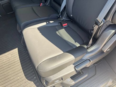 Certified 2026 Honda Odyssey EX-L image 42