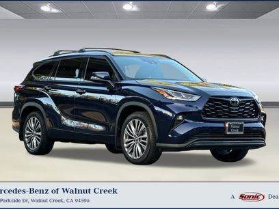 Used 2021 Toyota Highlander Platinum