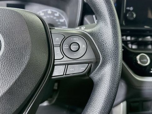 Used 2023 Toyota Corolla Cross AWD Hybrid image 20