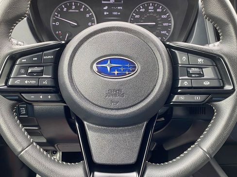 Used 2025 Subaru Forester Premium AWD/4WD image 26