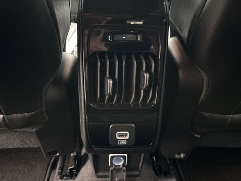 Used 2023 Jeep Compass Trailhawk AWD/4WD image 17