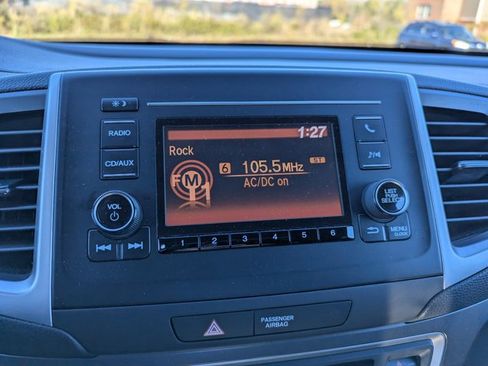 Used 2017 Honda Ridgeline RTL image 17