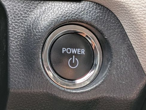 Used 2023 Toyota RAV4 XLE Premium AWD/4WD image 21