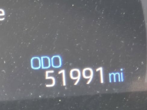 Used 2024 Toyota RAV4 XLE image 28