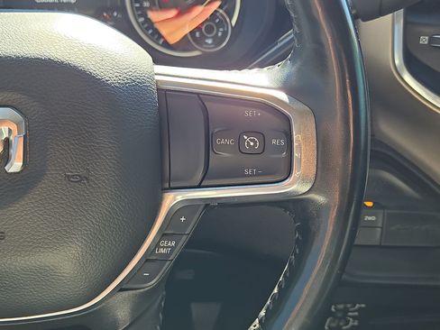 Used 2023 RAM 2500 Laramie AWD/4WD image 21