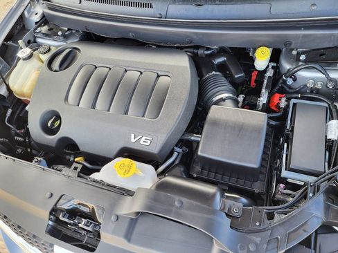 Used 2017 Dodge Journey SXT w/ Comfort/Convenience Group image 9