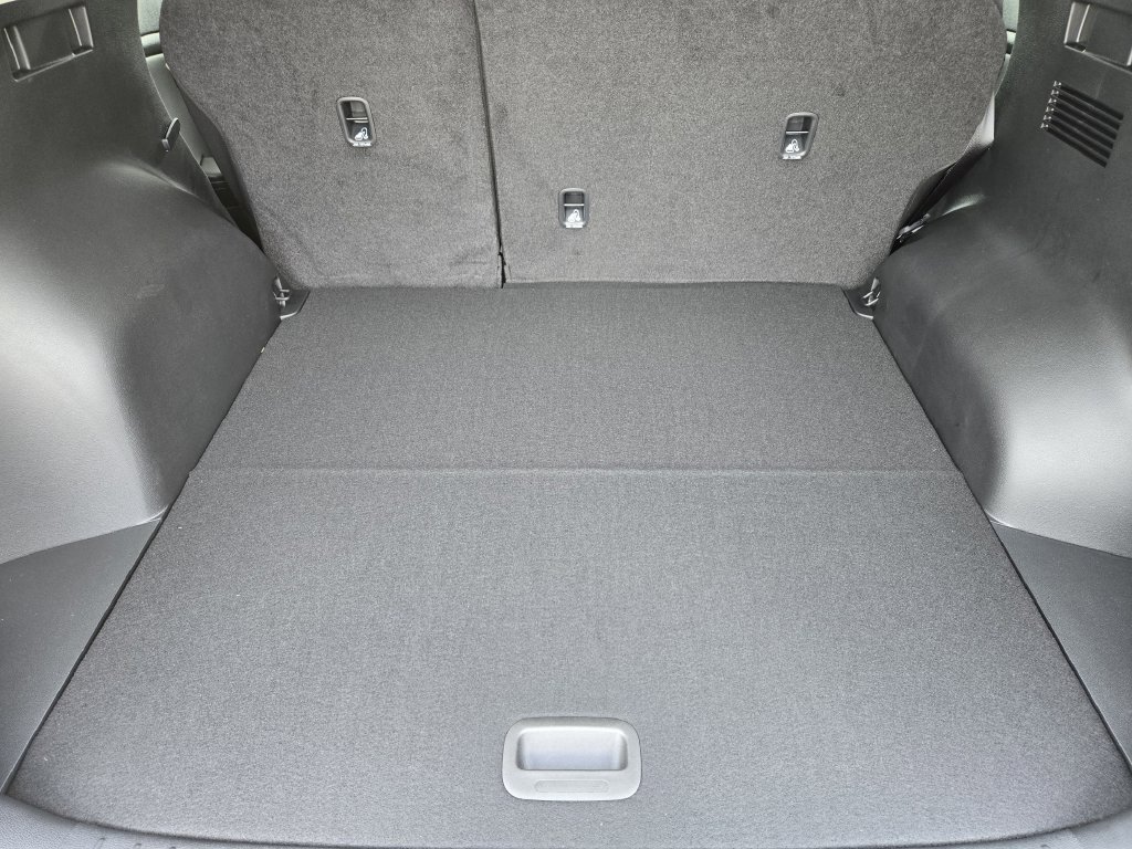 New 2026 Kia Sportage EX w/ EX Panorama Roof Package FWD image 24