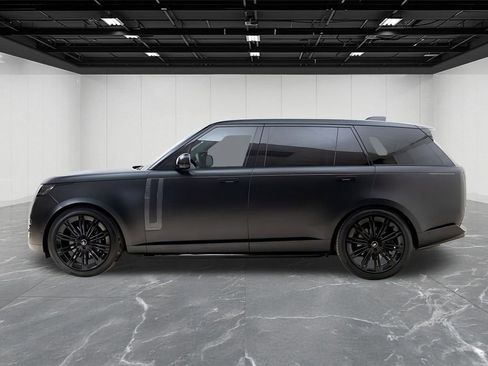 Used 2025 Land Rover Range Rover Long Wheelbase Autobiography AWD/4WD image 2