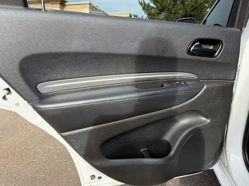 Used 2019 Dodge Durango R/T image 20