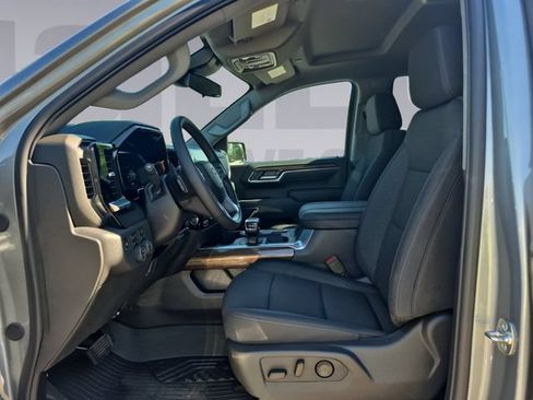 Used 2026 Chevrolet Silverado 1500 LT Trail Boss w/ Protection Package AWD/4WD image 10