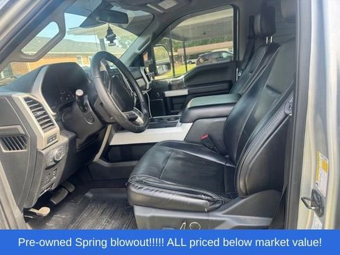 Used 2019 Ford F250 Lariat w/ Lariat Ultimate Package AWD/4WD image 2