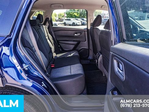 Used 2025 Nissan Rogue SV FWD image 22