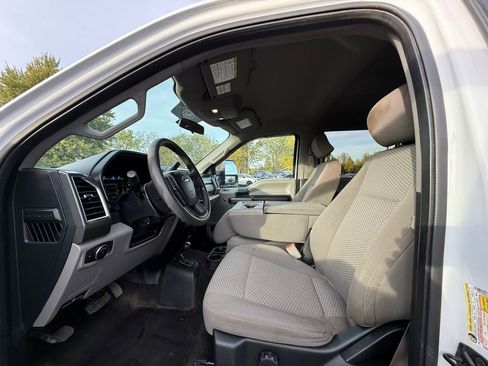 Used 2017 Ford F250 XLT w/ FX4 Off-Road Package image 18