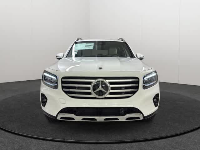Certified 2026 Mercedes-Benz GLB 250 4MATIC image 2