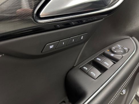 Used 2022 Buick Envision Essence w/ Technology Package I image 23