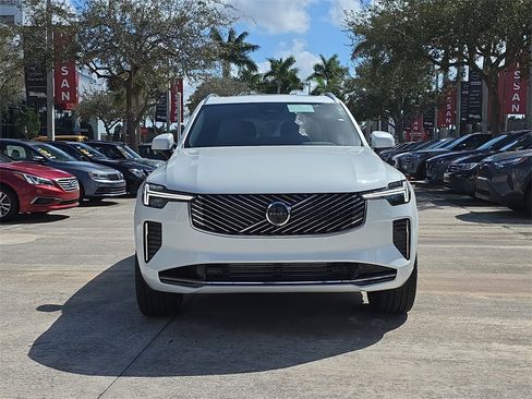 New 2026 Volvo XC90 T8 Plus w/ Protection Package Premier image 2