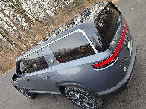 Used 2024 Rivian R1S Adventure image 88