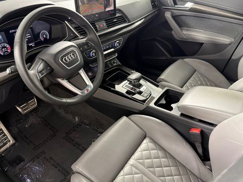 Used 2023 Audi SQ5 Premium Plus w/ Premium Plus Package AWD/4WD image 9