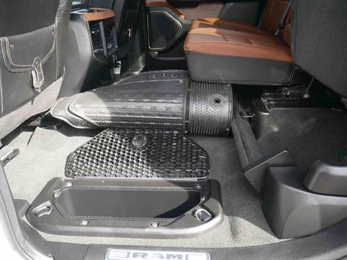 Used 2023 RAM 1500 Limited w/ Body-Colour Bumper Group image 20