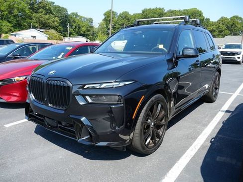 Used 2024 BMW X7 xDrive40i w/ M Sport Package AWD/4WD image 7