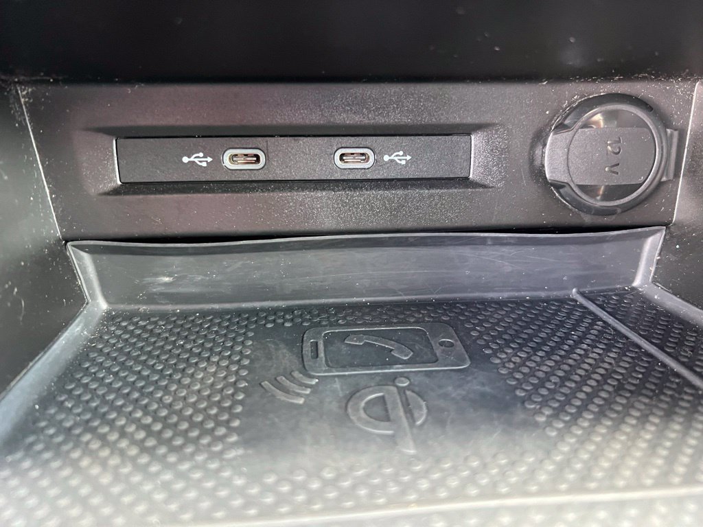 Used 2022 Volkswagen Tiguan SE AWD/4WD image 38