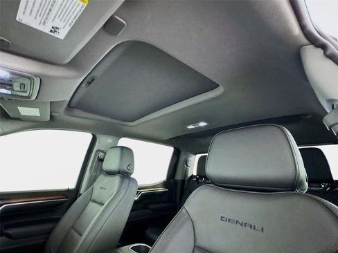 Certified 2024 GMC Sierra 1500 Denali w/ Technology Package RWD image 14