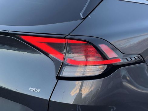 Used 2024 Kia Sportage LX image 24