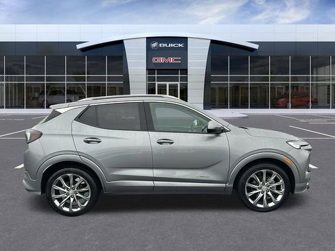 Certified 2024 Buick Encore GX Avenir image 6